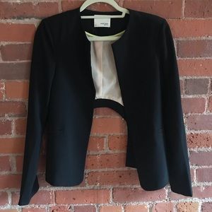 Black back zipper crop jacket